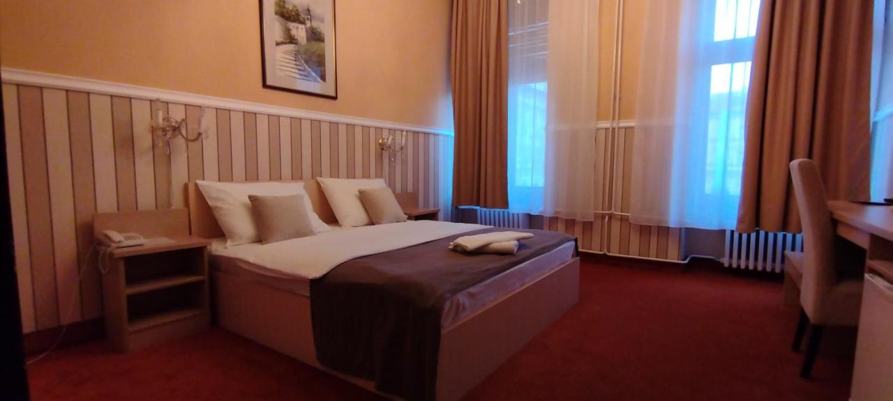نوفي ساد Hotel Vojvodina المظهر الخارجي الصورة